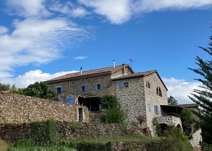 Mas De La Giralde - Bed and Breakfast